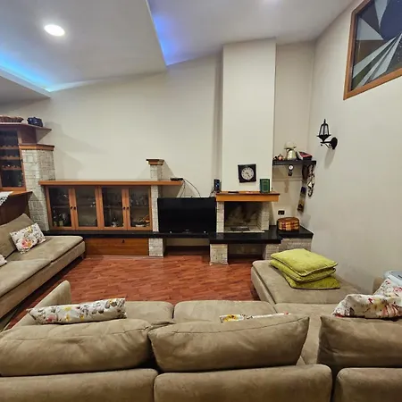 Duplex, Next To The New Bazaar