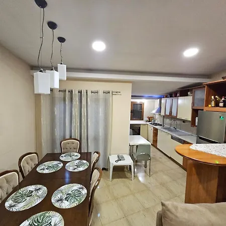Apartment Duplex, Next To The New Bazaar Tirana